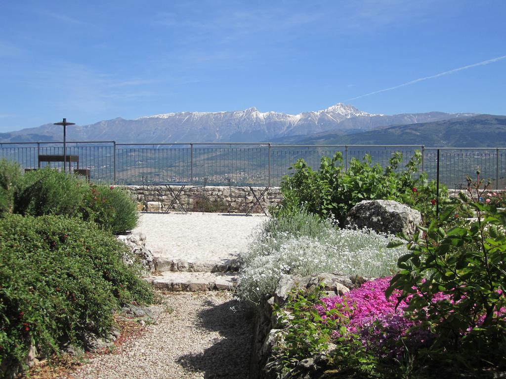Monastero Fortezza Di Santo Spirito Hotel Fossa Exterior photo